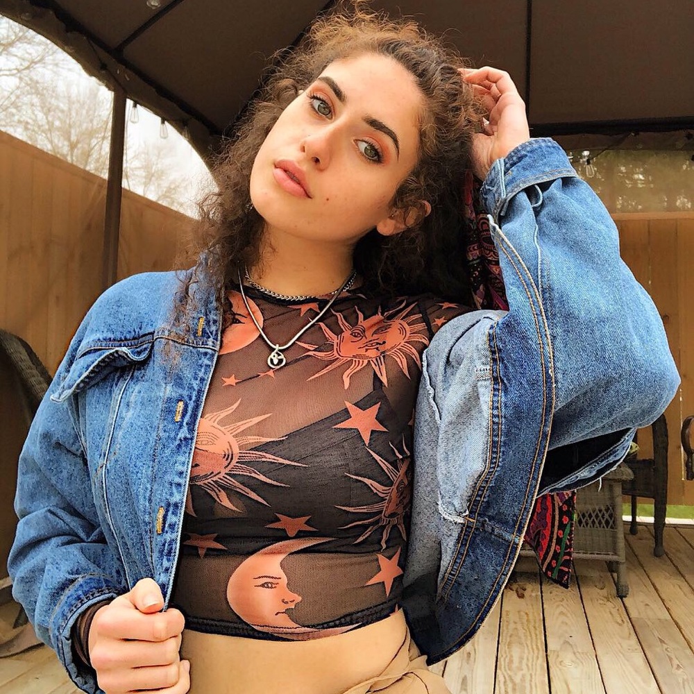 Mesh Top 🌞🌛 - Picture 2 of 3